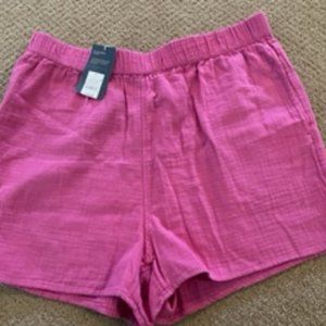 Women's Barbie Pink shorts!💗 Universal Thread from Target.